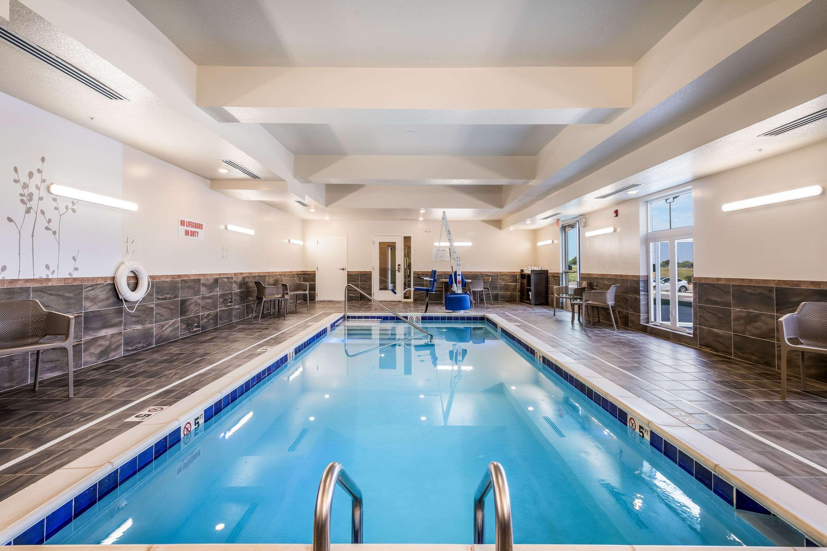 Sleep Inn & Suites Park City-Wichita North Exteriör bild